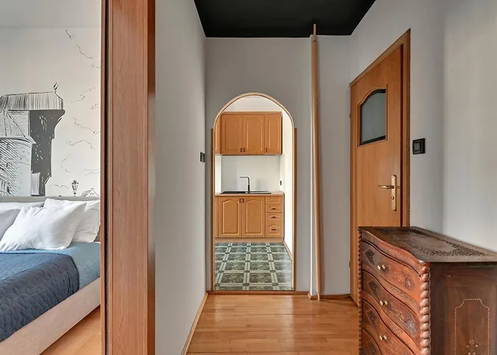 Mariacka Girl With A Pearl By Triapart