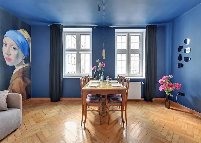 Mariacka Girl With A Pearl By Triapart Apartament Gdańsk