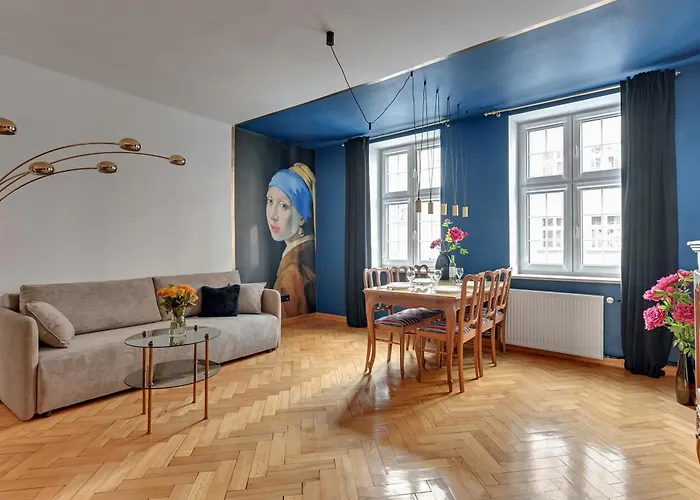 Apartament Mariacka Girl With A Pearl By Triapart